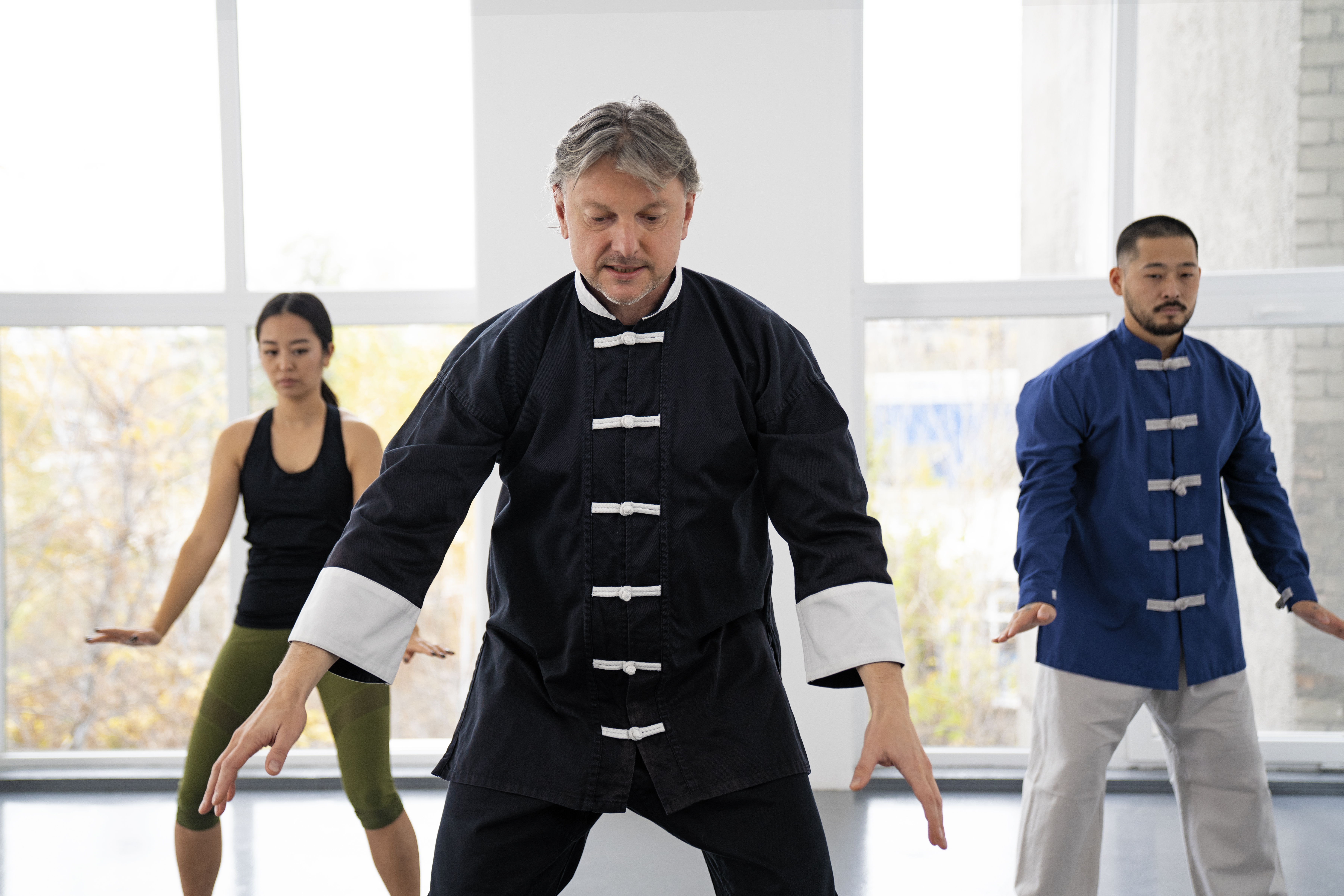 Tai Chi -harjoitus Zirelavanth studiolla